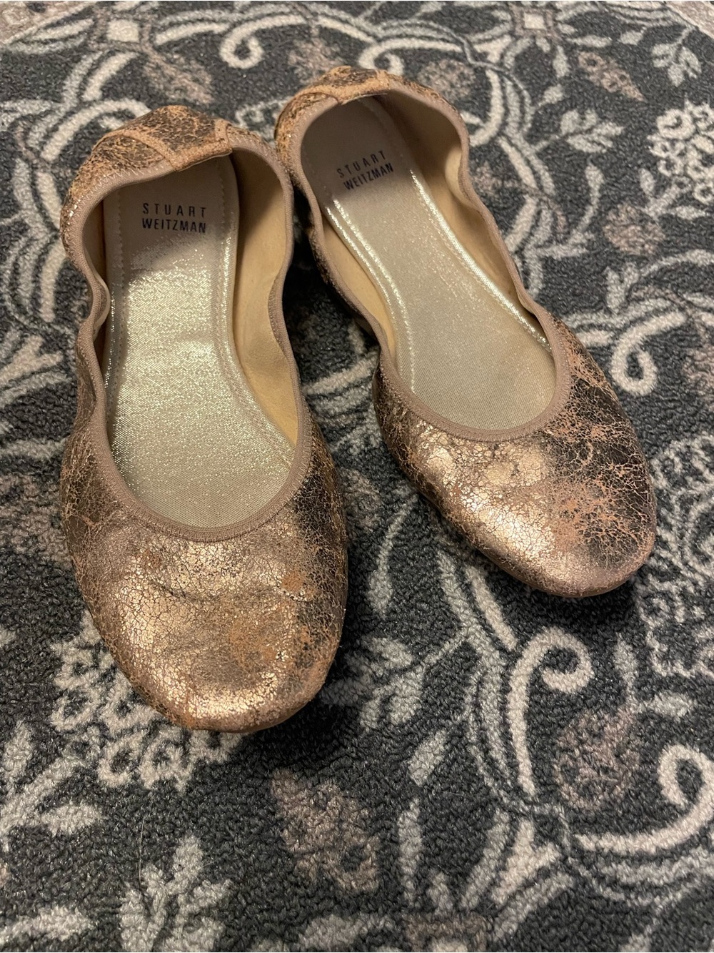 Stuart Weitzman Frisky Penny ballet flats in rose gold crackled leather, size 9
